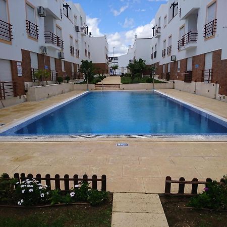 Cabanas De Tavira Gomeira, Bottom Floor 2 Bedroom Apartment Close To The Ocean Exterior photo