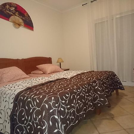 Cabanas De Tavira Gomeira, Bottom Floor 2 Bedroom Apartment Close To The Ocean Exterior photo
